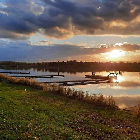 Camping Aux Rives Du Soleil Pont-de-Vaux Eksteriør bilde