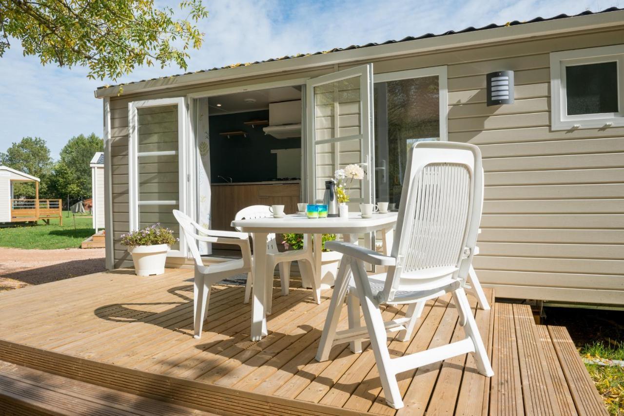 Camping Aux Rives Du Soleil Pont-de-Vaux Eksteriør bilde