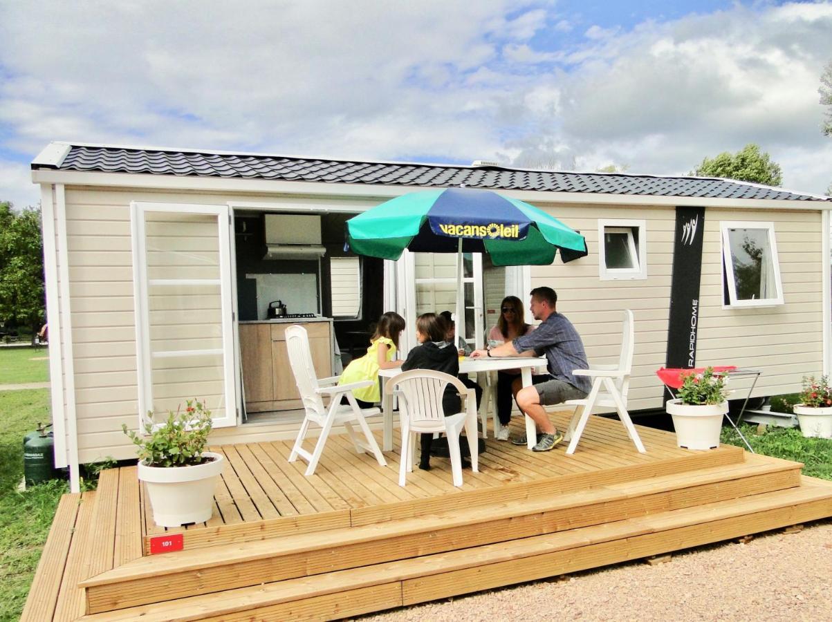 Camping Aux Rives Du Soleil Pont-de-Vaux Eksteriør bilde