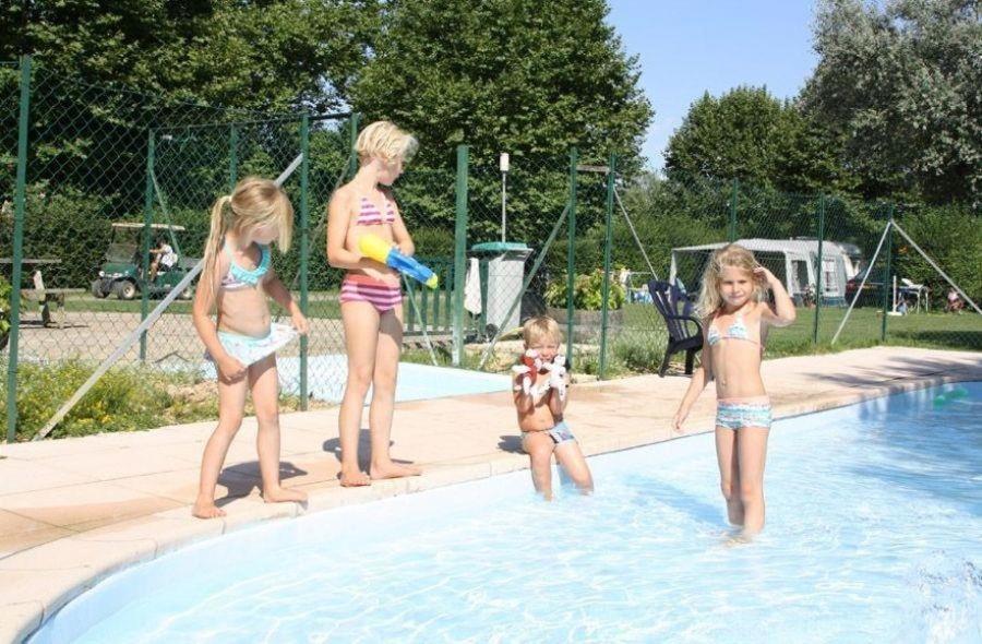 Camping Aux Rives Du Soleil Pont-de-Vaux Eksteriør bilde